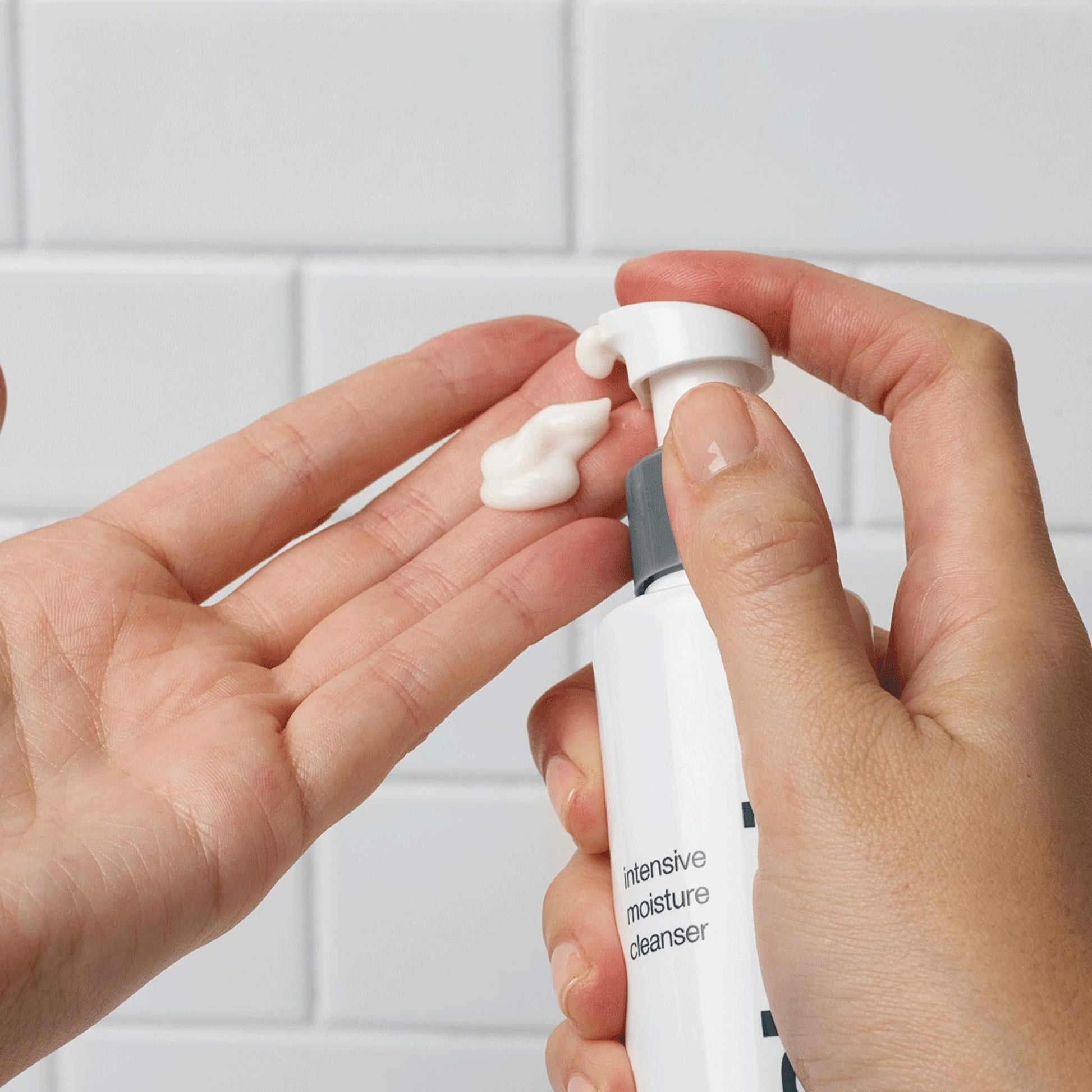 dermalogica cleansers intensive moisture cleanser